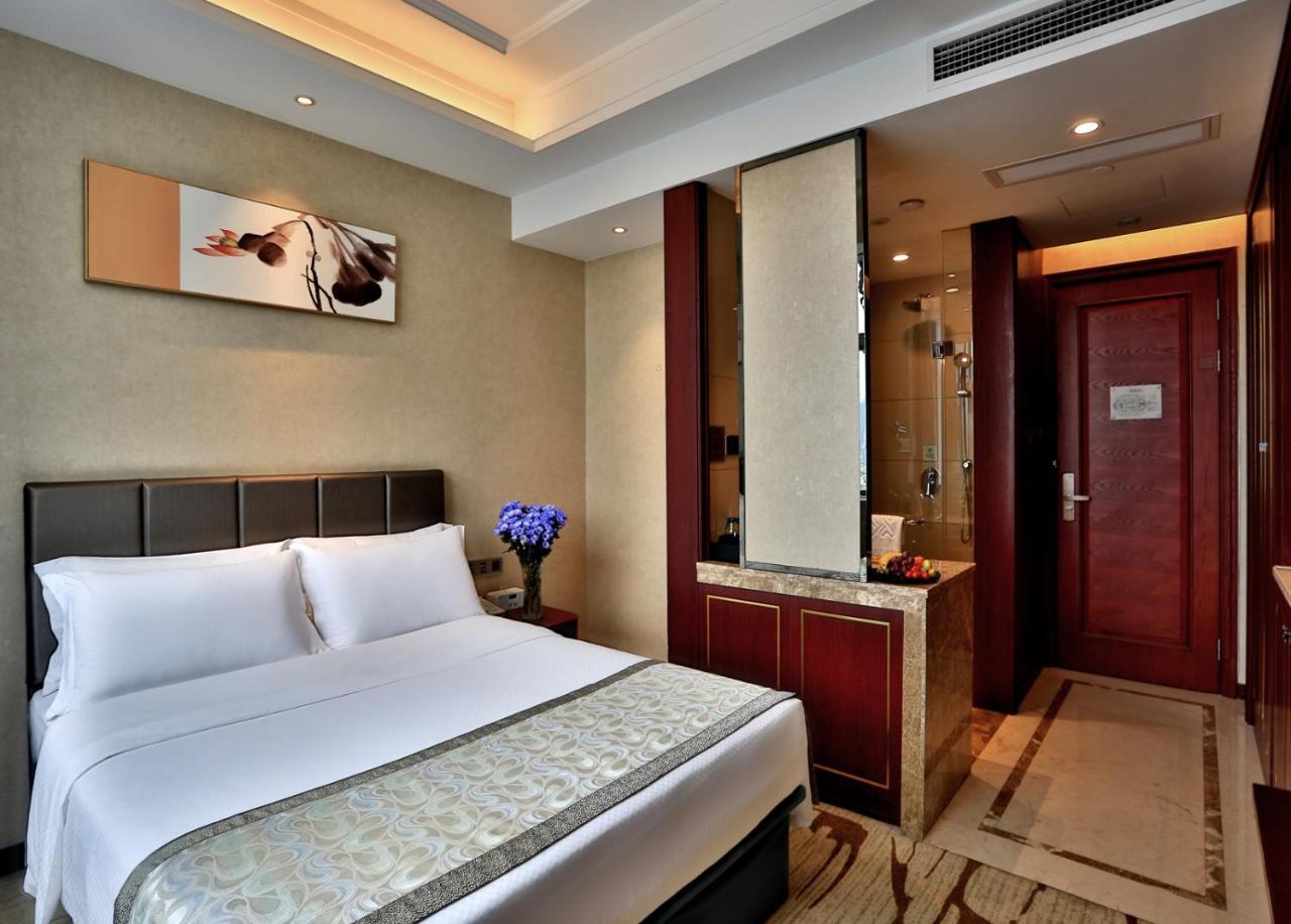 Yiwu Zhong Lian Kai Xin Hotel Dış mekan fotoğraf